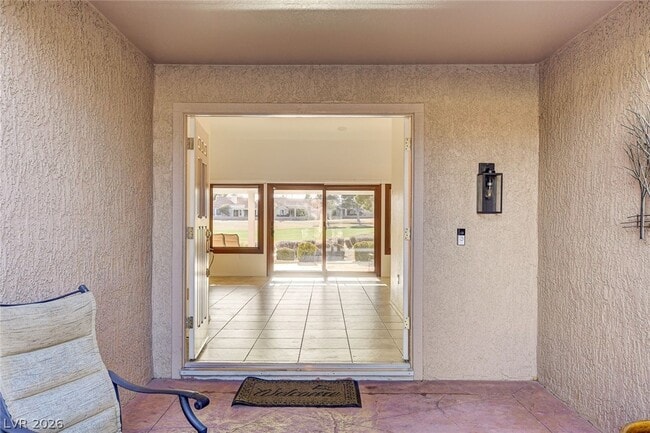 Photo - 9037 Starmount Dr