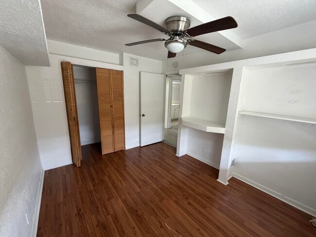 Building Photo - 8773 Shadow Wood Blvd Unit 303