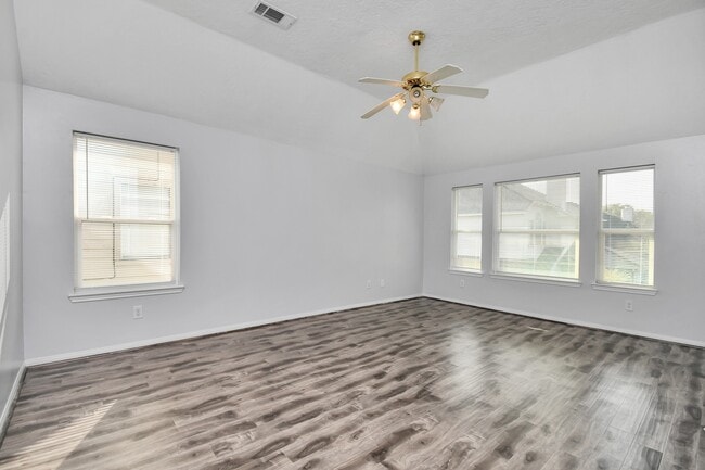 Photo - 15711 Rosewood Hill Ct