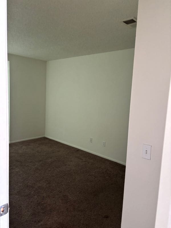 Photo - 8141 Lampson Ave Unidad 3