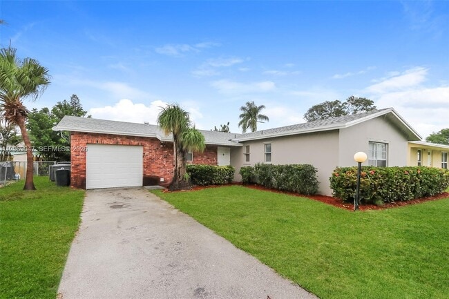 Photo - 9749 Sandalfoot Blvd