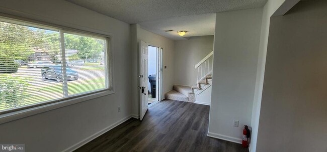 Photo - 19 Wedgedale Dr