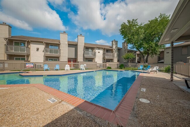 1900 Bay Area Blvd Unit 175