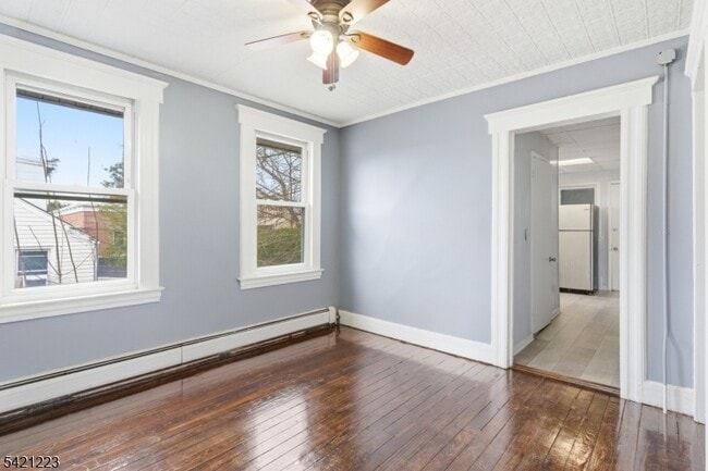 Photo - 70 Valley St