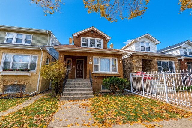 Building Photo - 2743 N Rutherford Ave