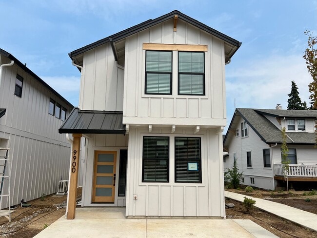 Building Photo - 9900 NE 46th Ct Rental