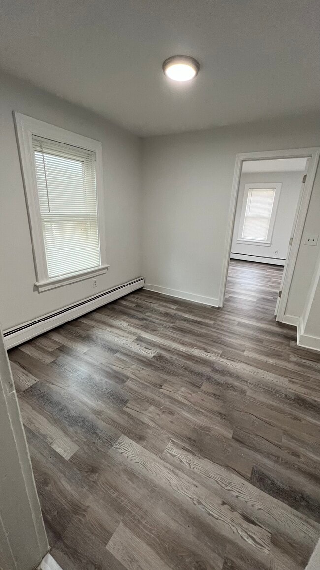 Building Photo - 161 N Main St Unit 2W