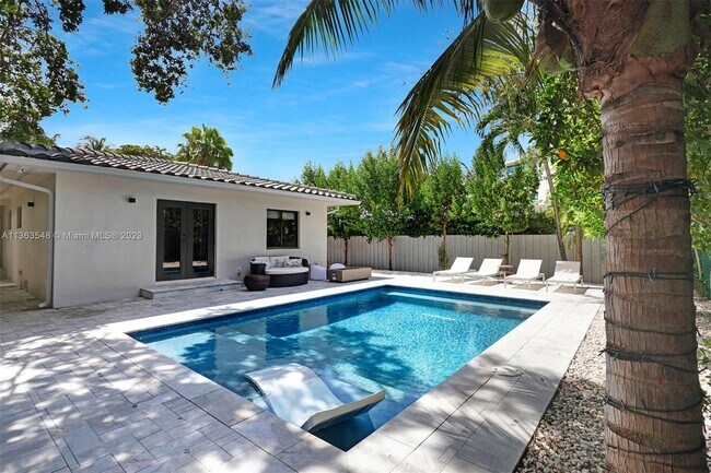 Photo - 918 NW 10th Ct House