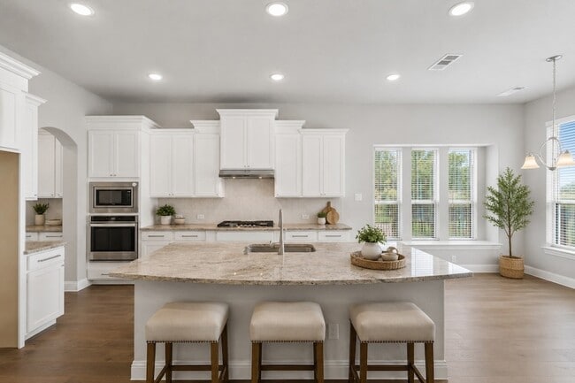 Photo - 138 Spanish Bluebell Dr