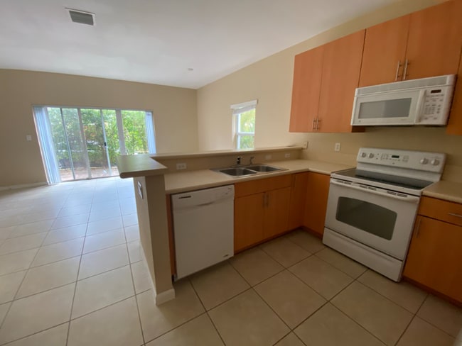 Photo - 3102 NW 24th Way