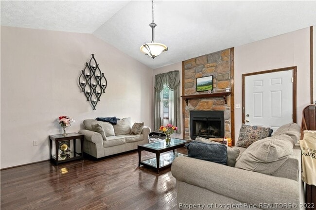 Photo - 5800 Horton Pl