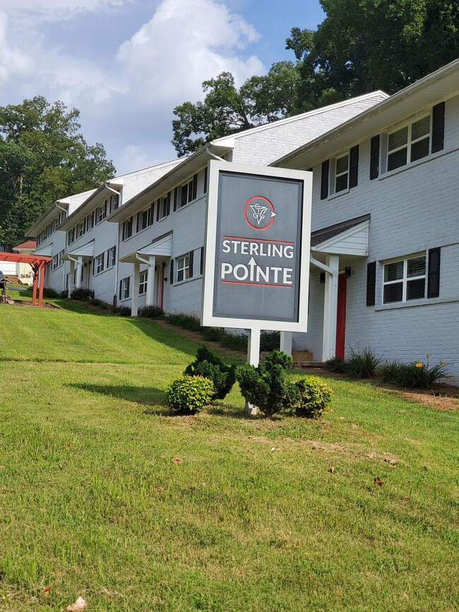 Building Photo - Sterling Pointe Apartments Unit 832 D