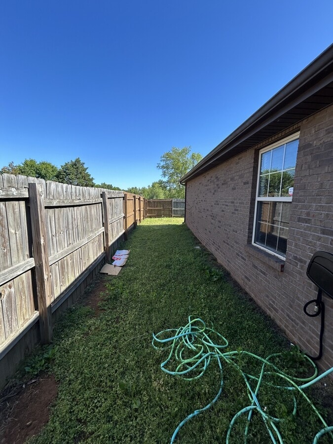 Photo - 985 Culverson Ct
