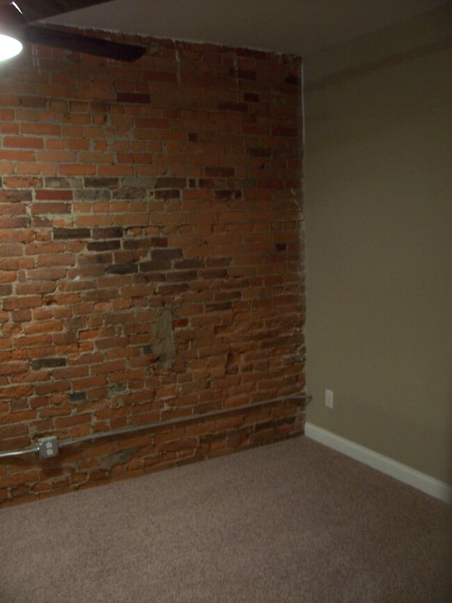 Photo - 120 N 3rd St Unit 301