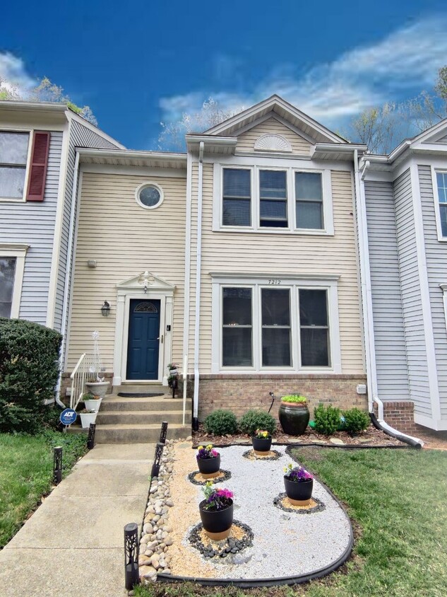 Photo - 7212 Burton Hill Court