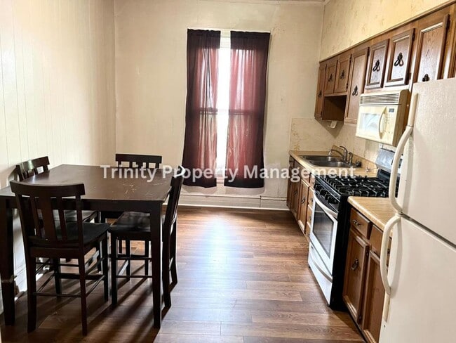 Photo - 628 Mulberry Ave