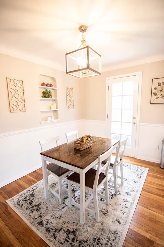 Photo - 7046 Greenleaf Ave