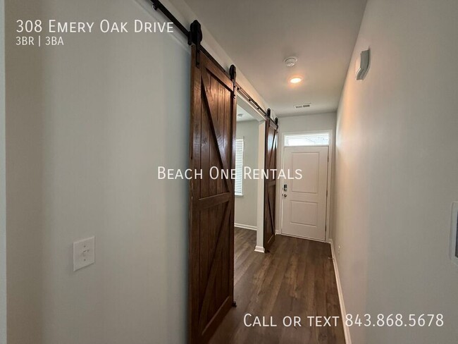 Photo - 308 Emery Oak Dr