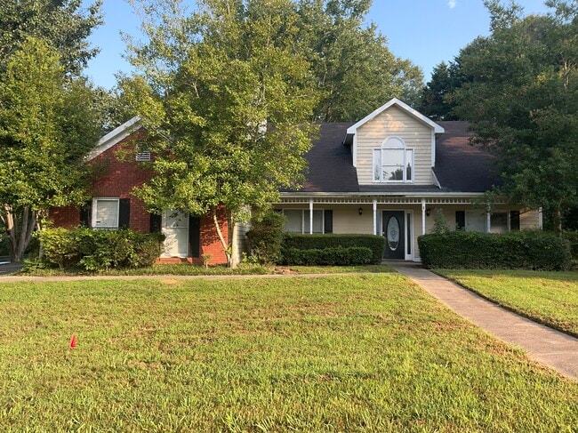 Building Photo - 2540 Fortune Dr Rental