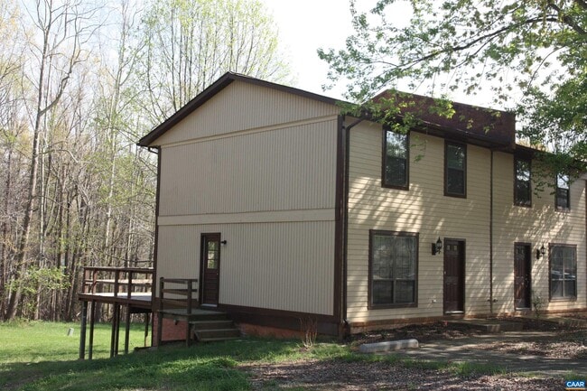 Photo - 128 Longwood Dr