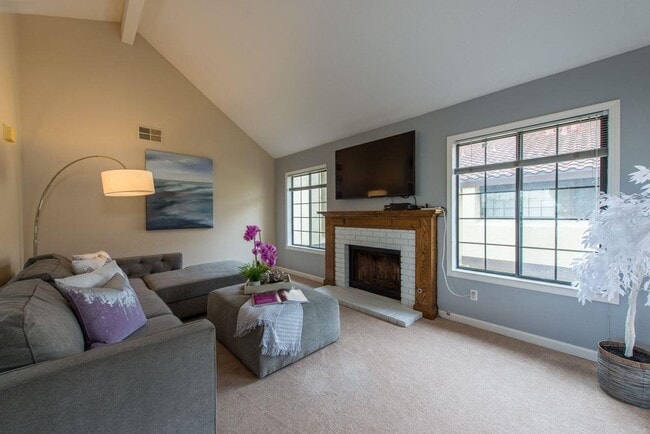 14011 Seagate Dr