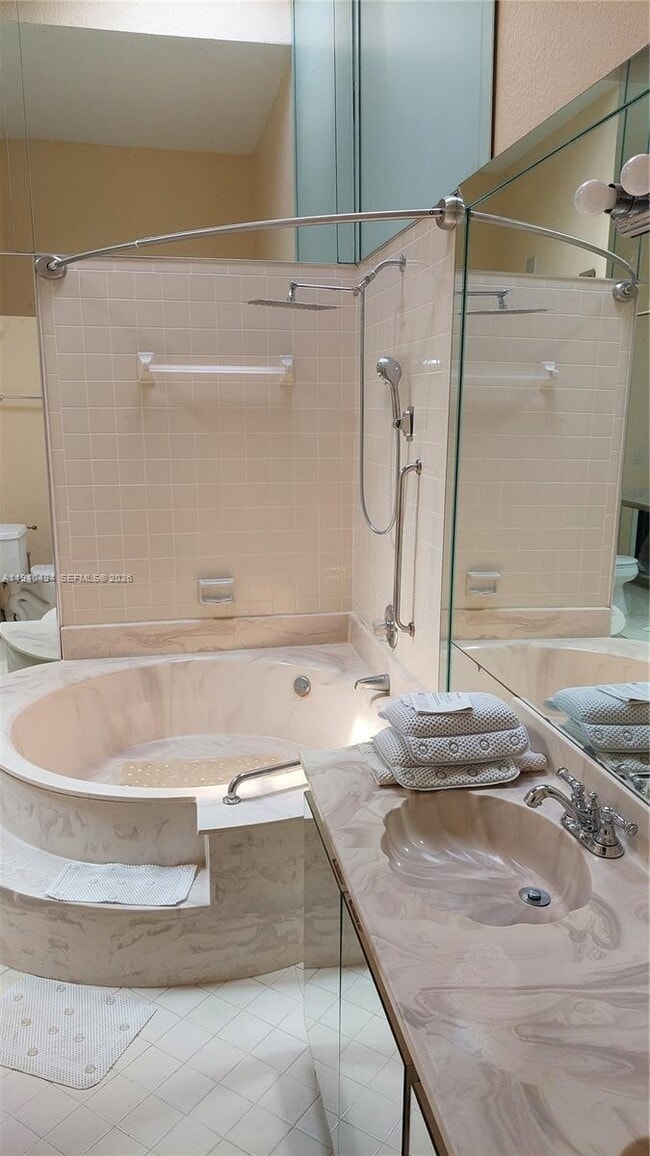 Photo - 2675 Parkview Dr S