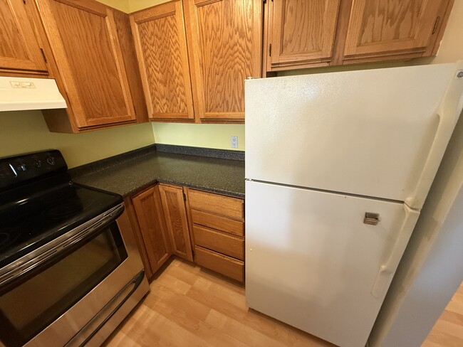 Photo - 520 Rosehill St