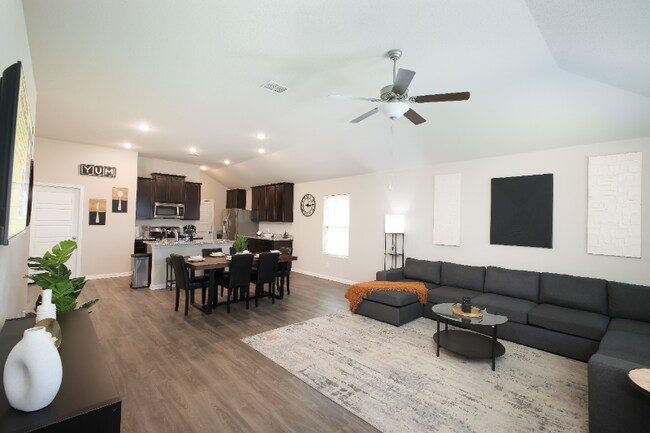 Photo - 5019 Topaz Bnd