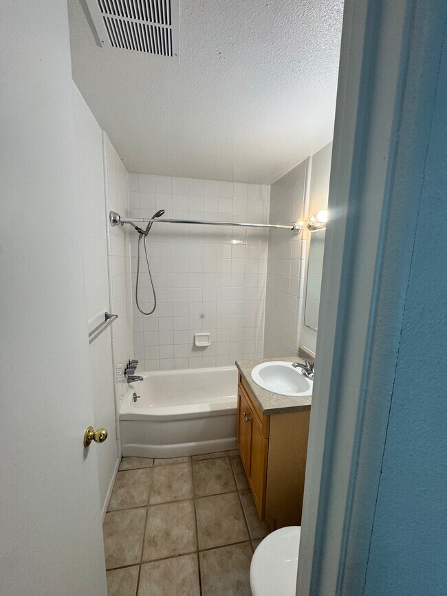 Photo - 2500 S York St Unit 206