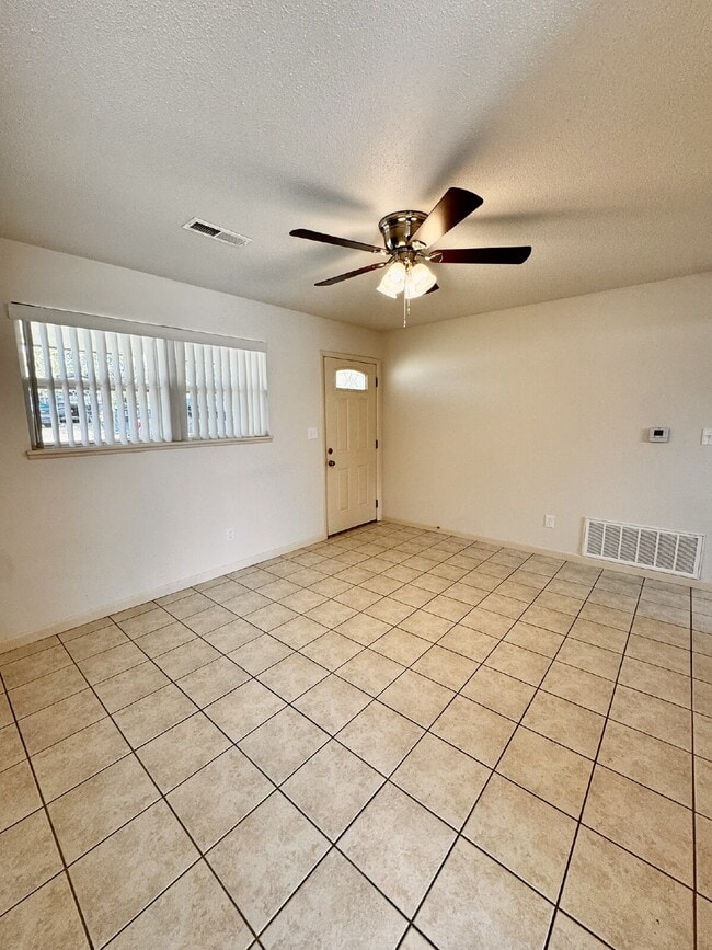 Photo - 1821 S Beth Dr