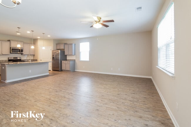 Photo - 510 Wayton Cir