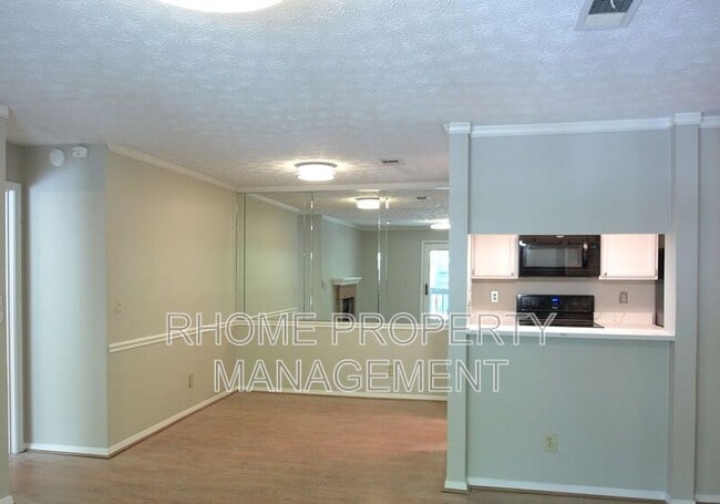 Photo - 1415 Tuxworth Cir