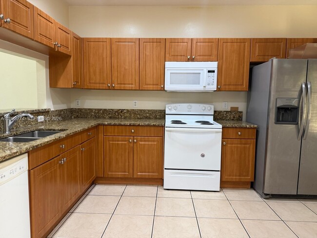 Photo - 8246 SW 27th St