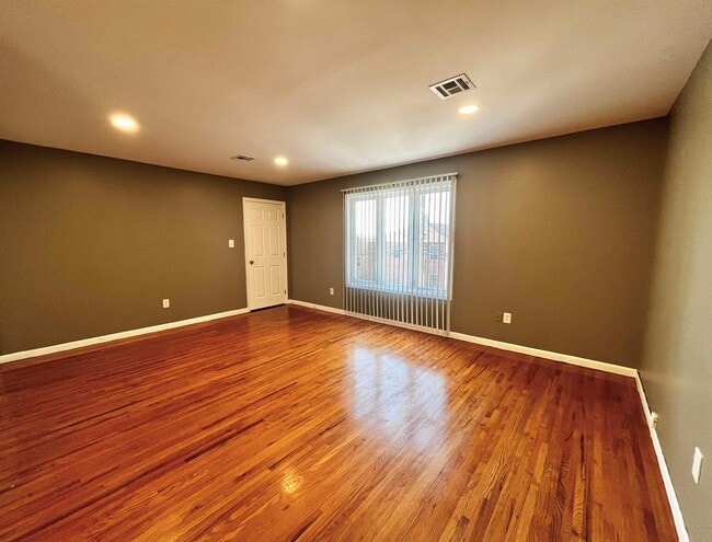 Photo - 7100 Durham Ave Unit 2