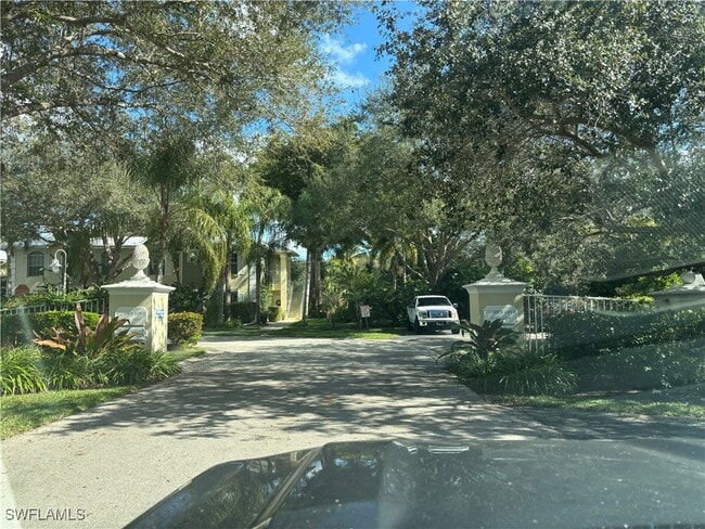 Photo - 1270 Shady Rest Ln Unit 403