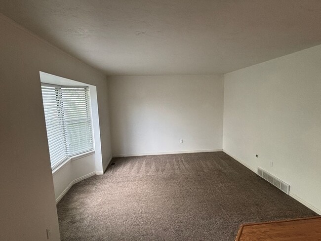 Photo - Beautiful home in great location