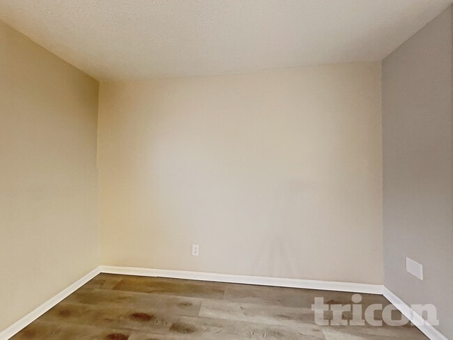 Photo - 3303 Homeward Trail