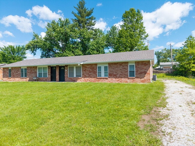 Photo - 2601 E Oakbrook Dr