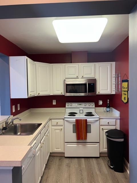 Building Photo - 23 Pierside Dr Unit 323