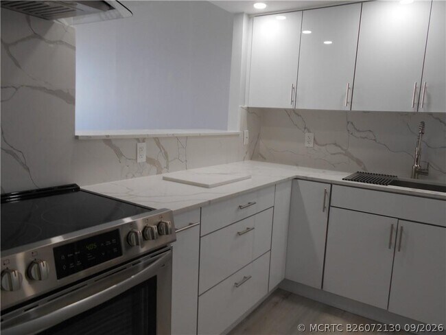 Photo - 1301 NE Miami Gardens Dr Unit 723W