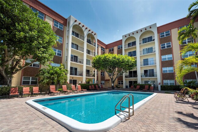 Photo - 400 N Riverside Dr Unit 106