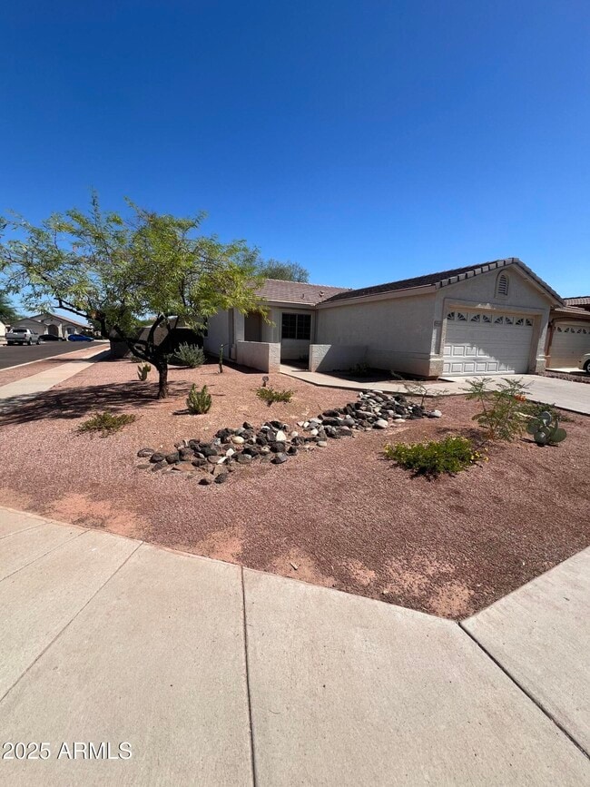 Building Photo - 3814 W Dunbar Dr Rental