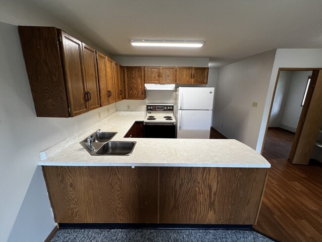 Photo - 5013 50 St Unit 101