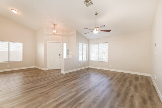 Photo - 132 Park Ridge Ln