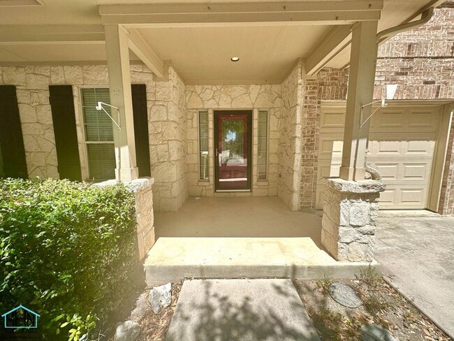 Photo - BEAUTIFUL 4 bed/2.5 bath near Stone Oak, j...