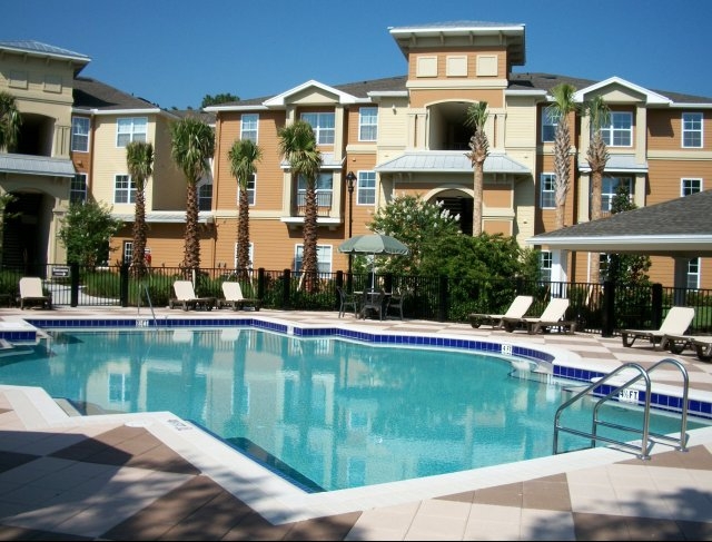 Fountains at San Remo Court - Fountains at San Remo Court Apartments