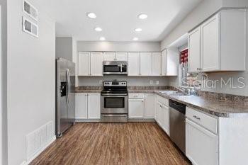 Photo - 450 Longwood Cir