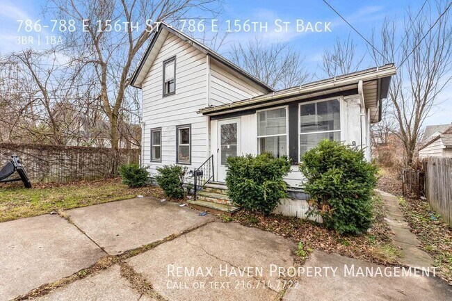 Photo - 786-788 E 156th St-786 E 156th St Back Unidad 786 E 156th St Back