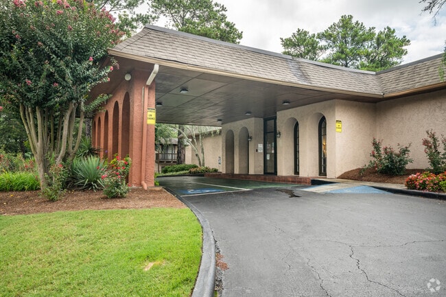 Leasing Office