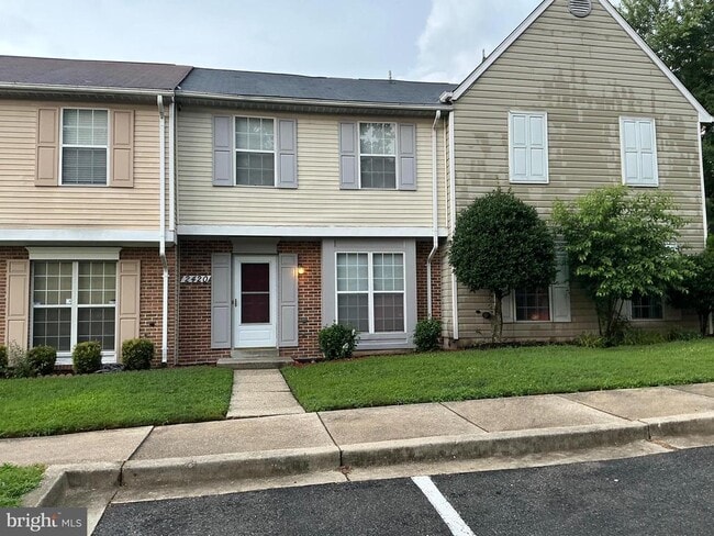 Building Photo - 2420 Rosecroft Ct Rental